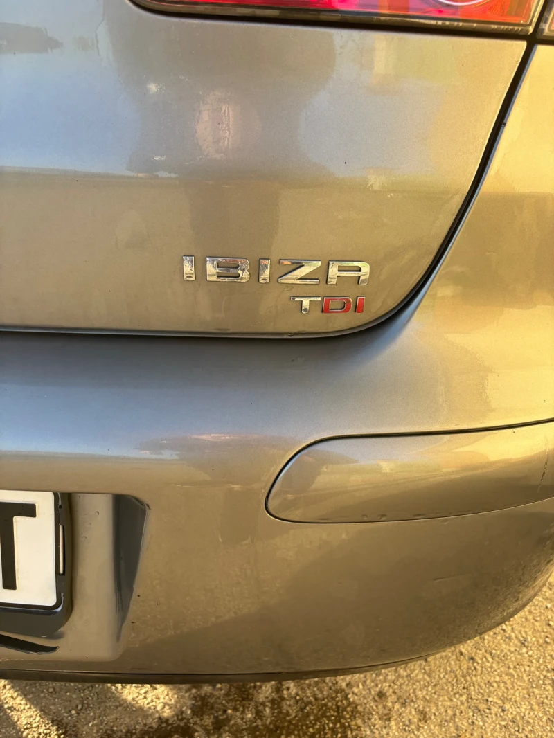 Seat Ibiza 6 скорости-перфектна, снимка 7 - Автомобили и джипове - 52804781