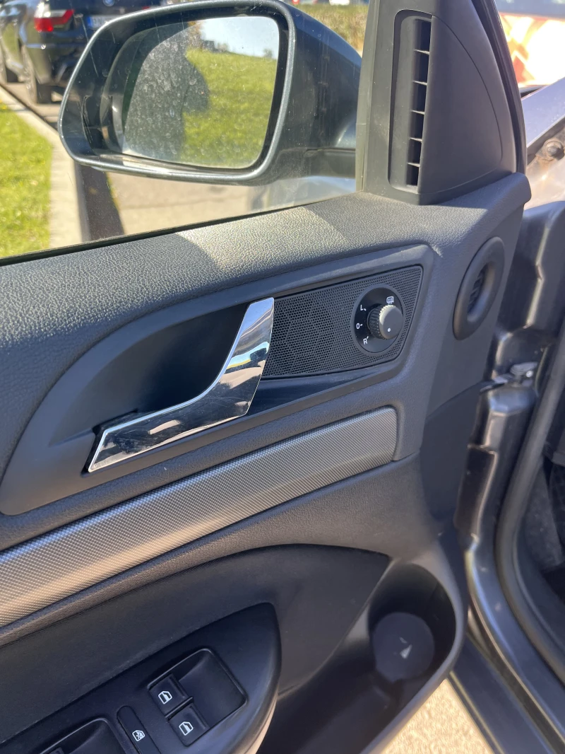 Skoda Octavia II, снимка 8 - Автомобили и джипове - 52955159