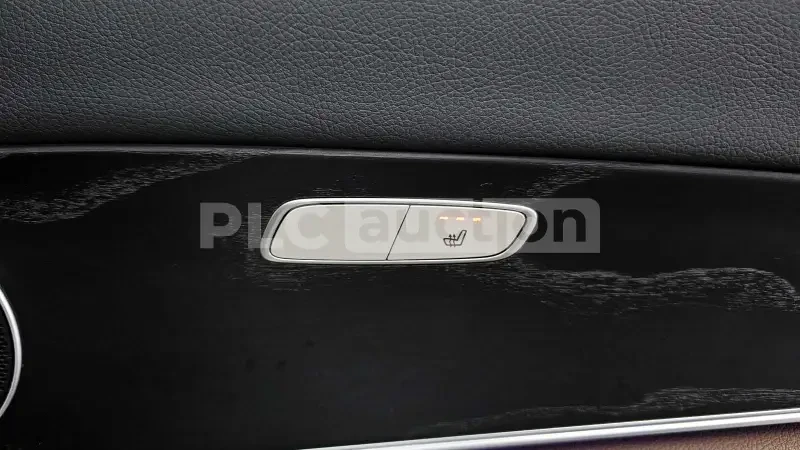 Mercedes-Benz E 220 d| HEAD-UP| КАМЕРА| ПОДГРЕВ| ВКЛ. ТЕХНОТЕСТ, снимка 11 - Автомобили и джипове - 54417076