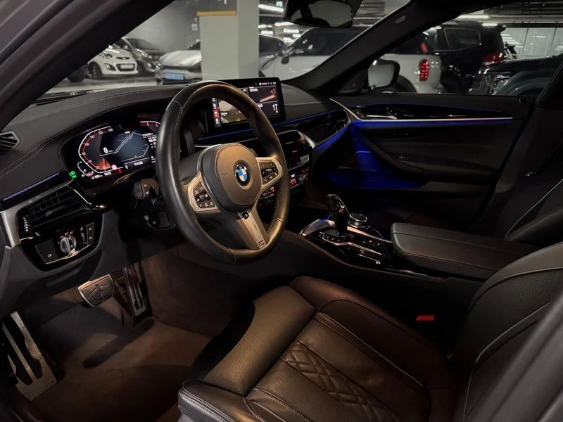 BMW 530 | M Sport* CAM* HEAD UP* HARMAN KARDON* , снимка 6 - Автомобили и джипове - 56164693