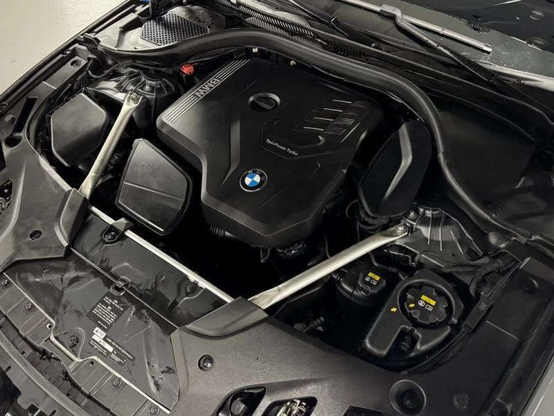 BMW 530 | M Sport* CAM* HEAD UP* HARMAN KARDON* , снимка 16 - Автомобили и джипове - 56164693
