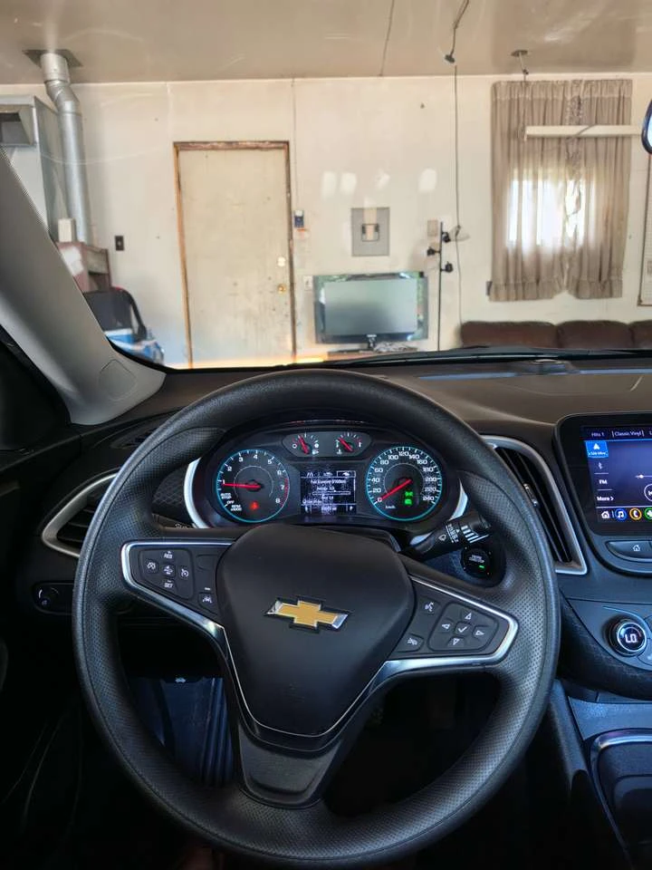 Chevrolet Malibu 1LT, снимка 11 - Автомобили и джипове - 56527934