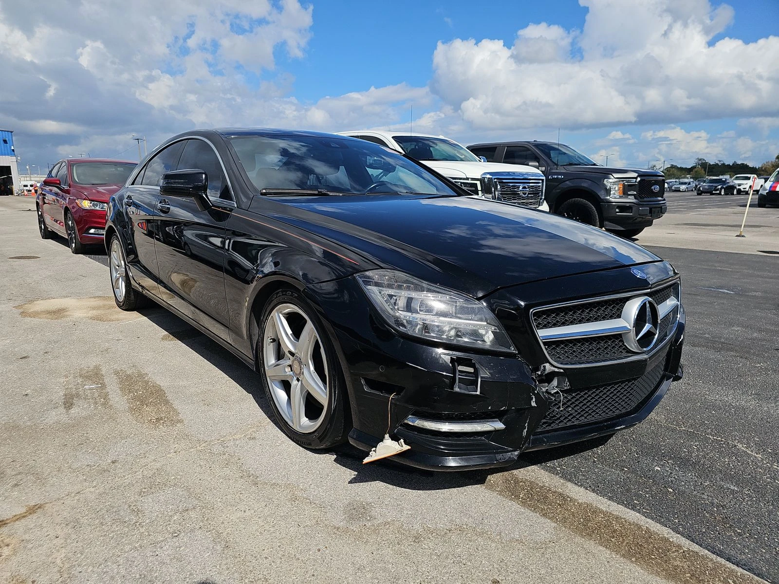 Mercedes-Benz CLS 550 обдух* масаж* harman* м.точка* keyless - изображение 5