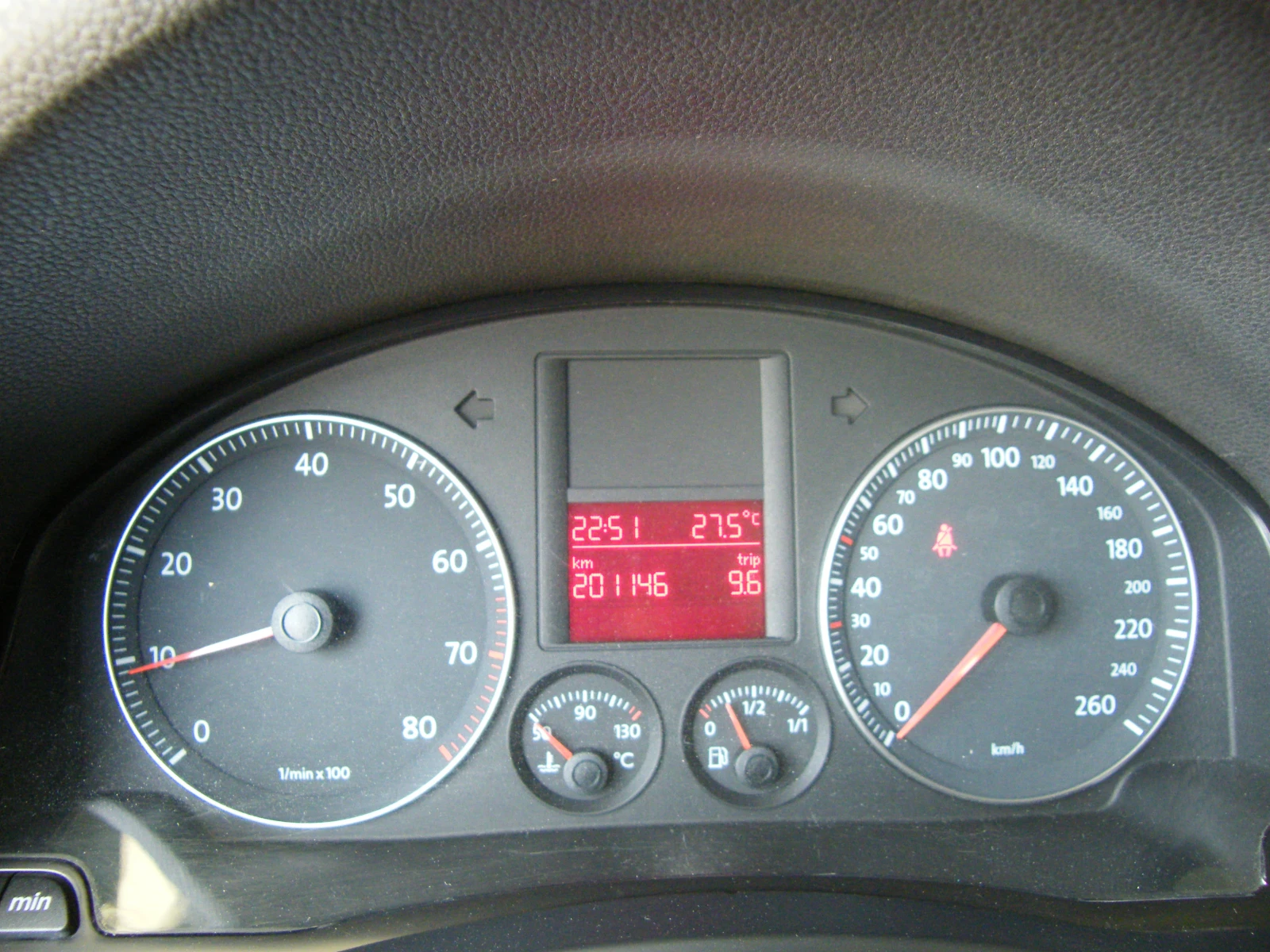 VW Golf 1.6i 102кс GAZ инжекцион - изображение 9