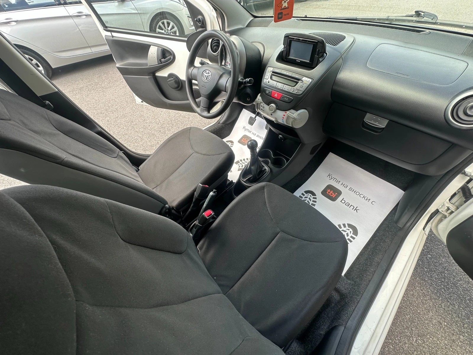 Toyota Aygo 1.0I НОВ ВНОС  - изображение 8