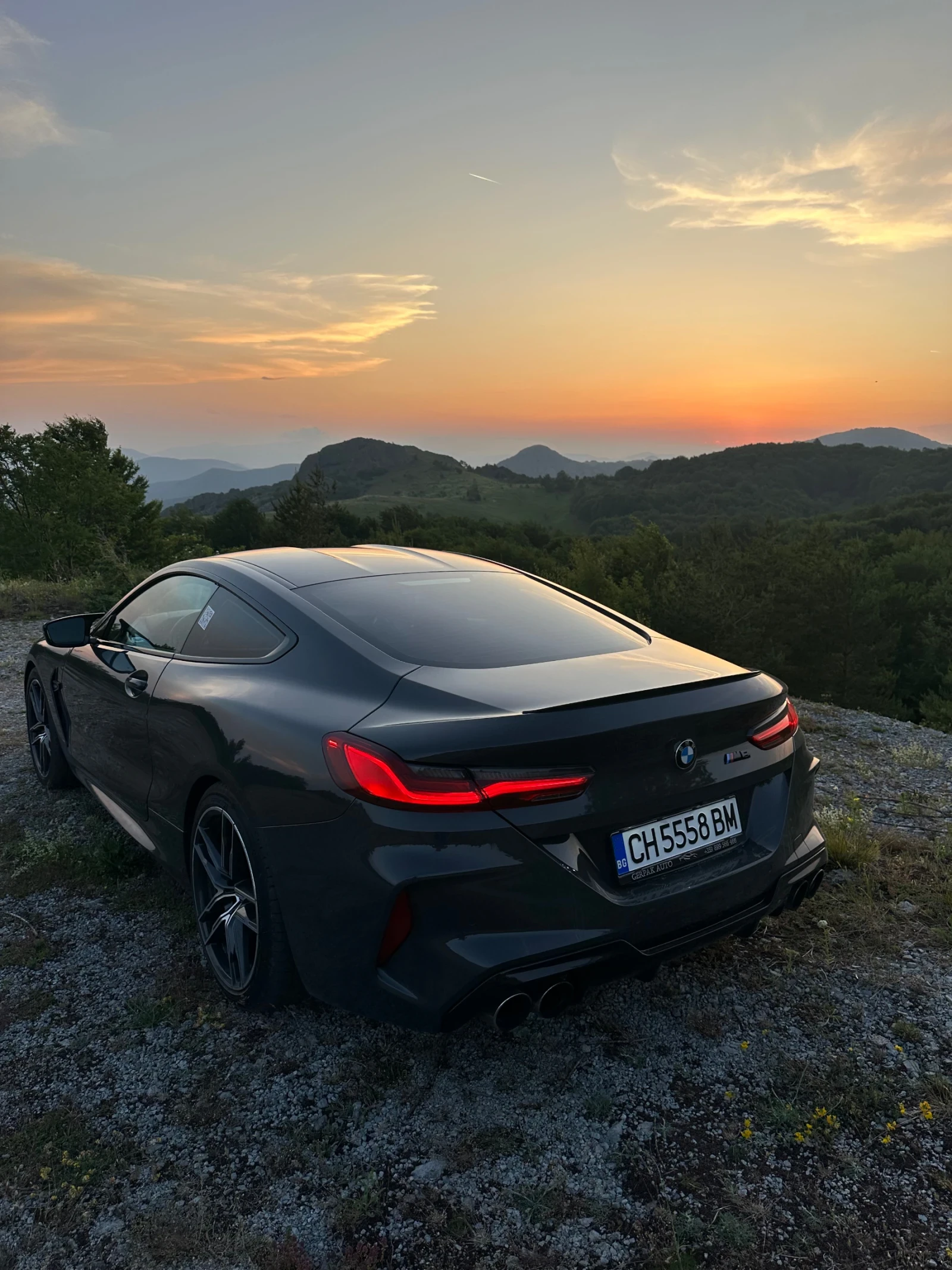 BMW M8 Carbon 4.4 V8  - изображение 4