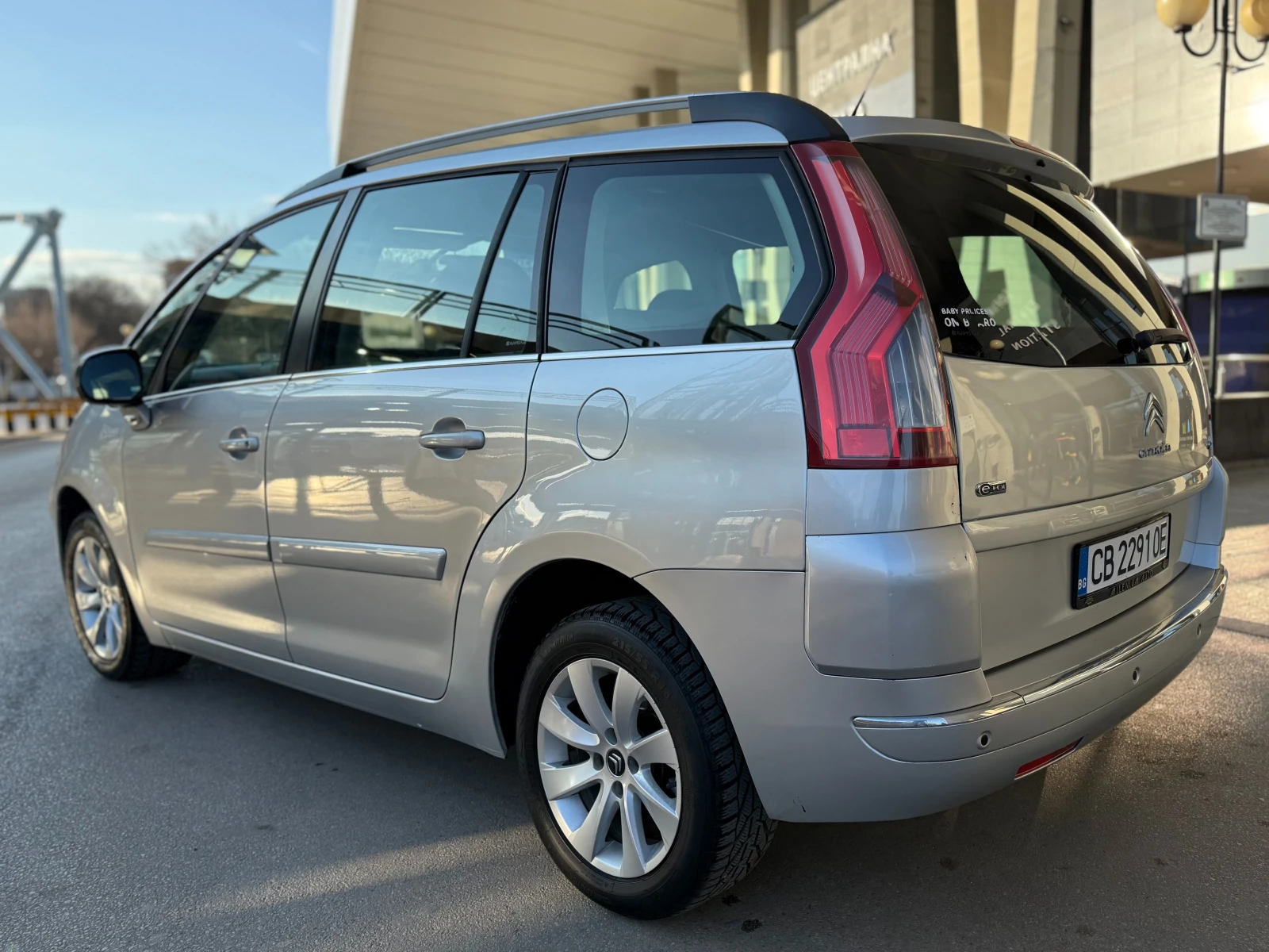 Citroen Grand C4 Picasso 6 МЕСЕЦА ГАРАНЦИЯ/1.6HDI 112к.с. Автоматик 7Местен - изображение 3