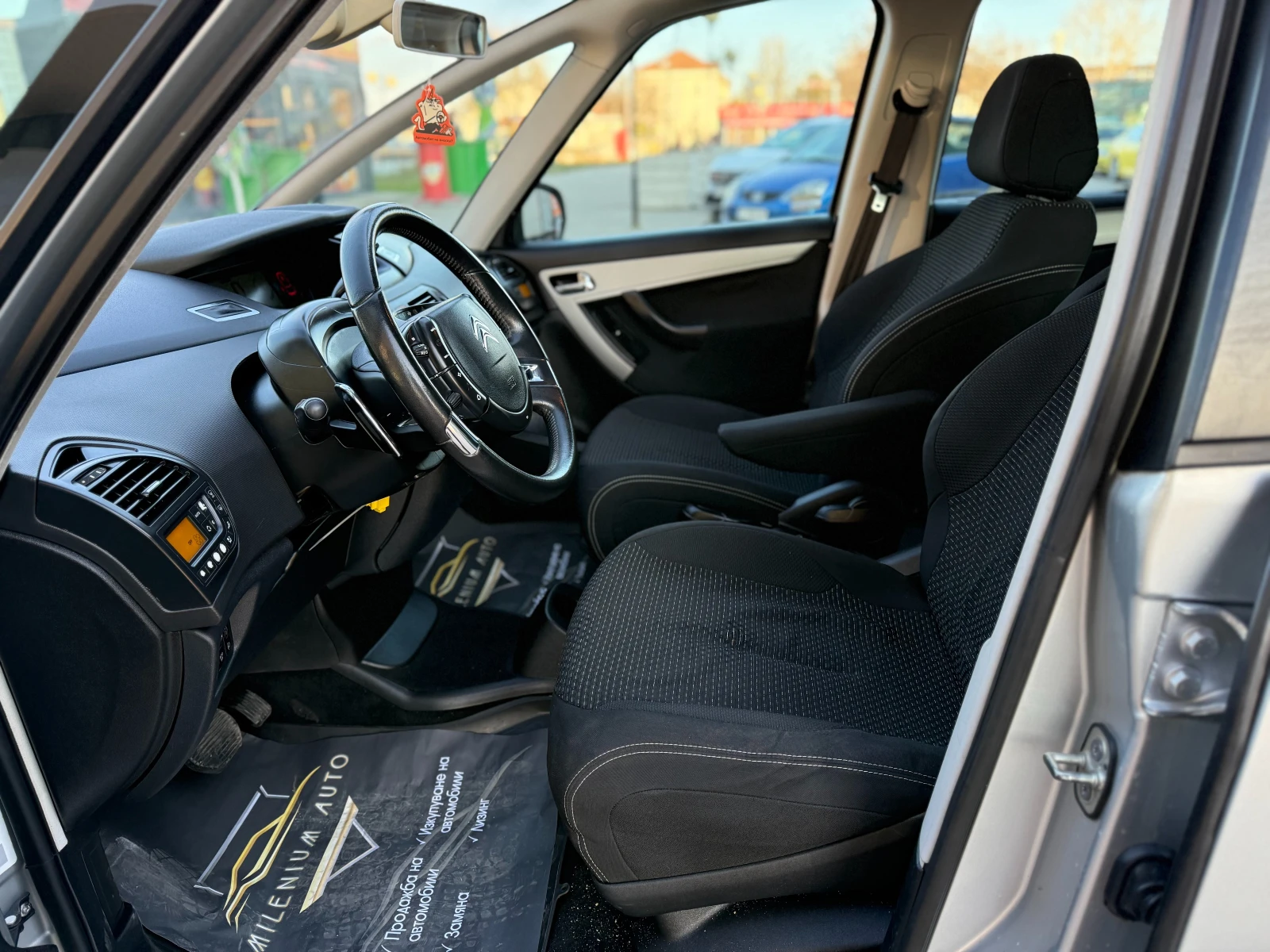 Citroen Grand C4 Picasso 6 МЕСЕЦА ГАРАНЦИЯ/1.6HDI 112к.с. Автоматик 7Местен - изображение 7