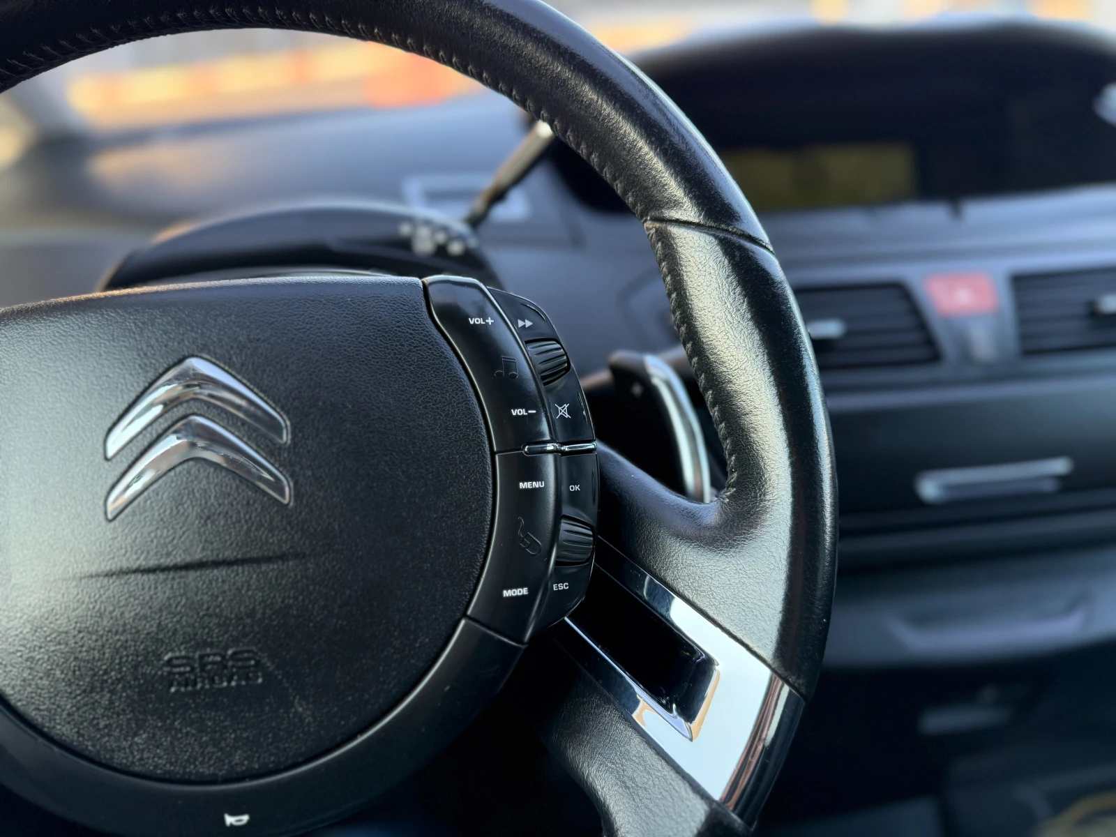 Citroen Grand C4 Picasso 6 ������ ��������/1.6HDI 112�.�. ��������� 7������ | Mobile.bg � ����������� 13