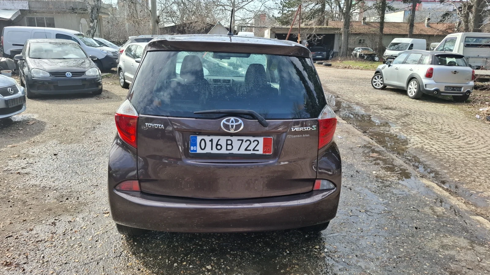 Toyota Verso S 1.4 бензин/100 кс/6-скорости/Медия, снимка 5 - Автомобили и джипове - 53734972