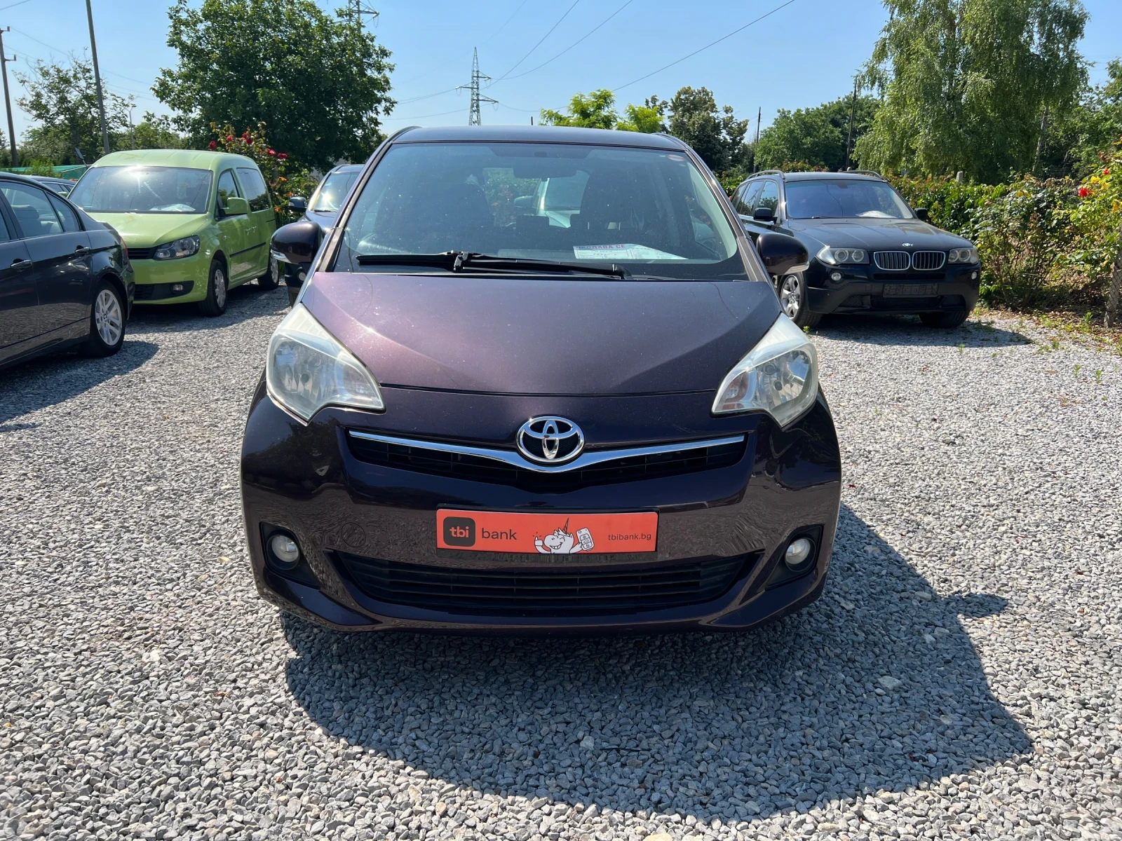 Toyota Verso S 1.3 Бензин/99 кс/6-скорости/Медия, снимка 2 - Автомобили и джипове - 53734972