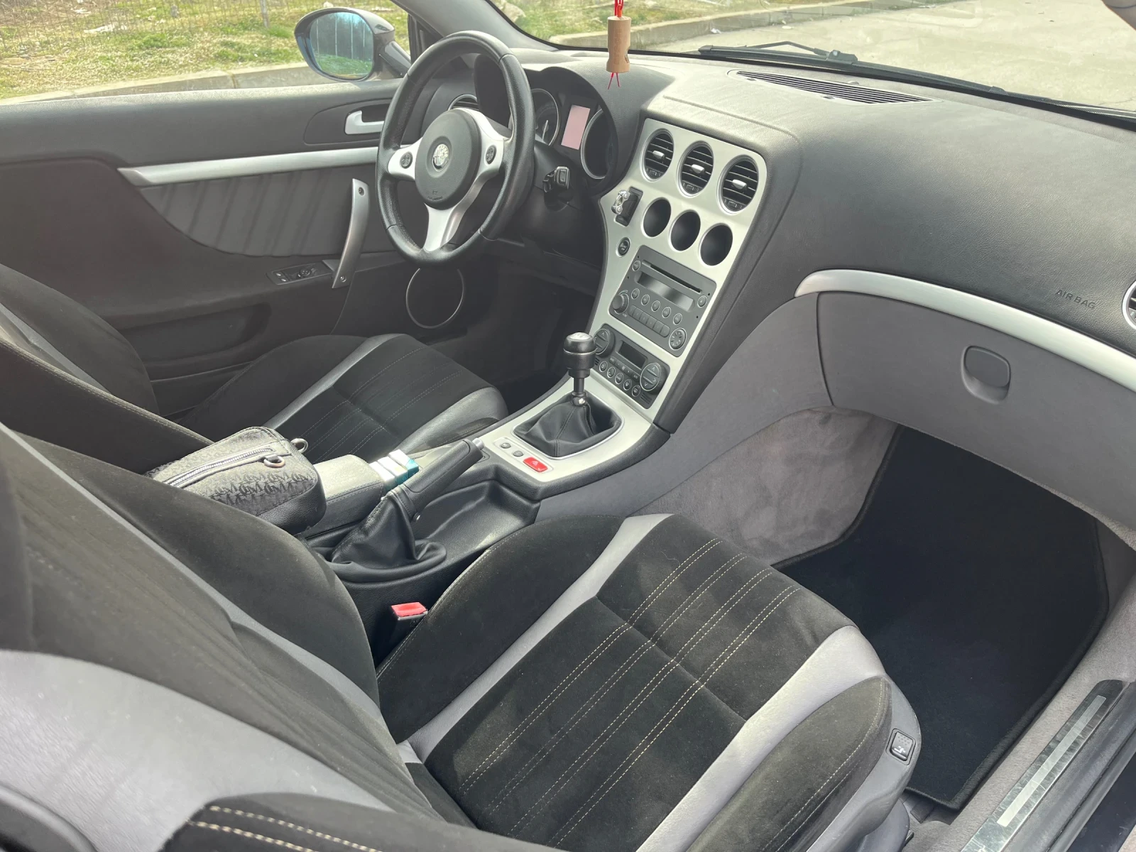 Alfa Romeo Brera 2.4 JTDm, 210 �.�. | Mobile.bg � ����������� 11