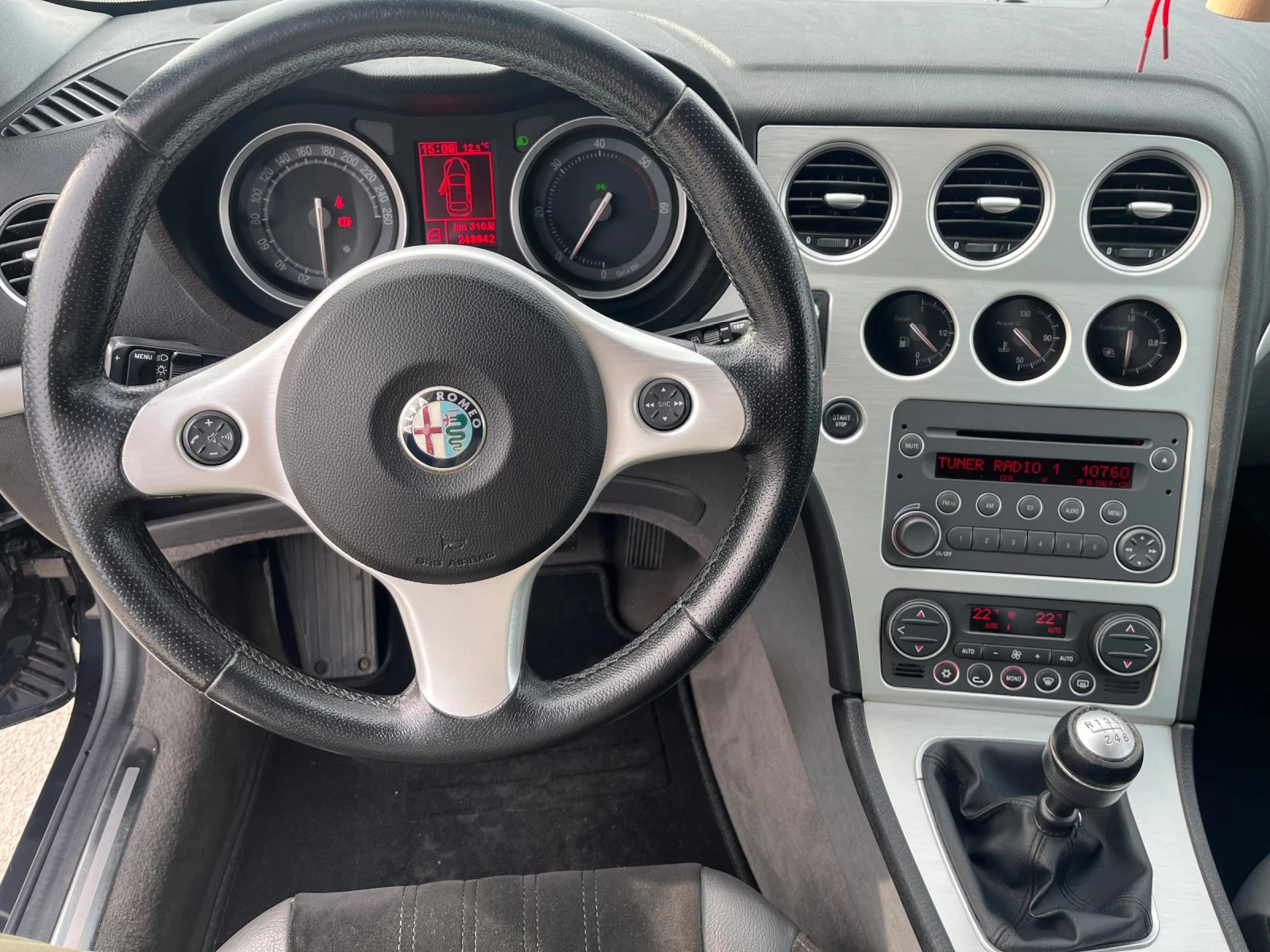 Alfa Romeo Brera 2.4 JTDm, 210 к.с. - изображение 8