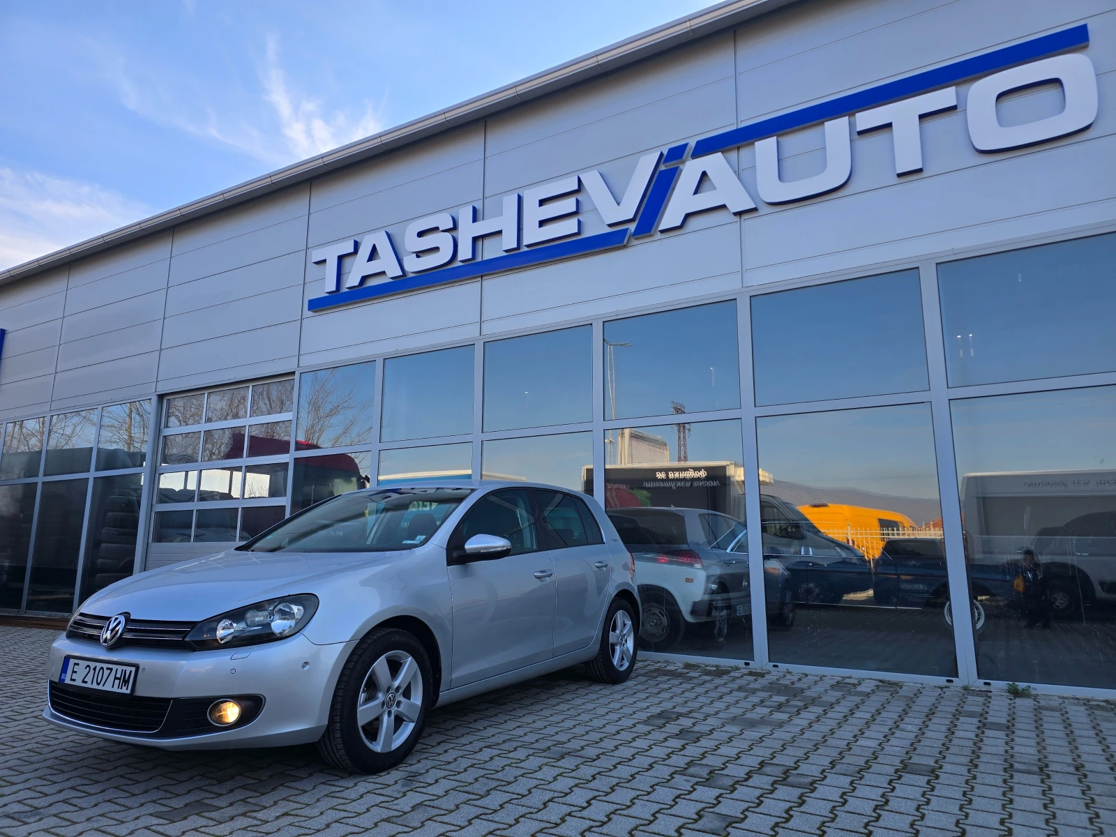 VW Golf 1.2 TSi TEAM!!6-скорости!! ТOP!!, снимка 4 - Автомобили и джипове - 53791050