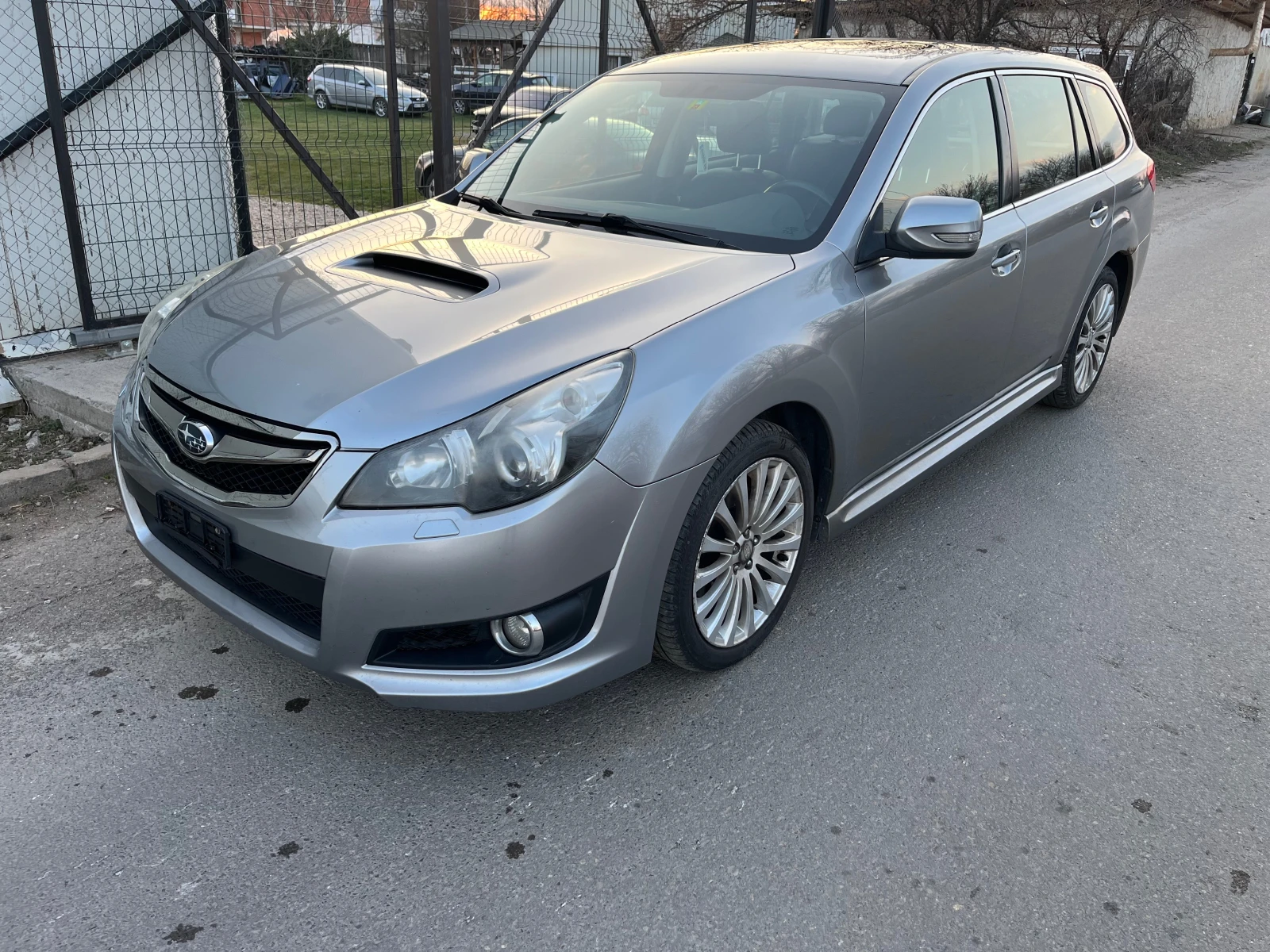 Subaru Legacy 2.5GT 265�.� Swiss | Mobile.bg � ����������� 1