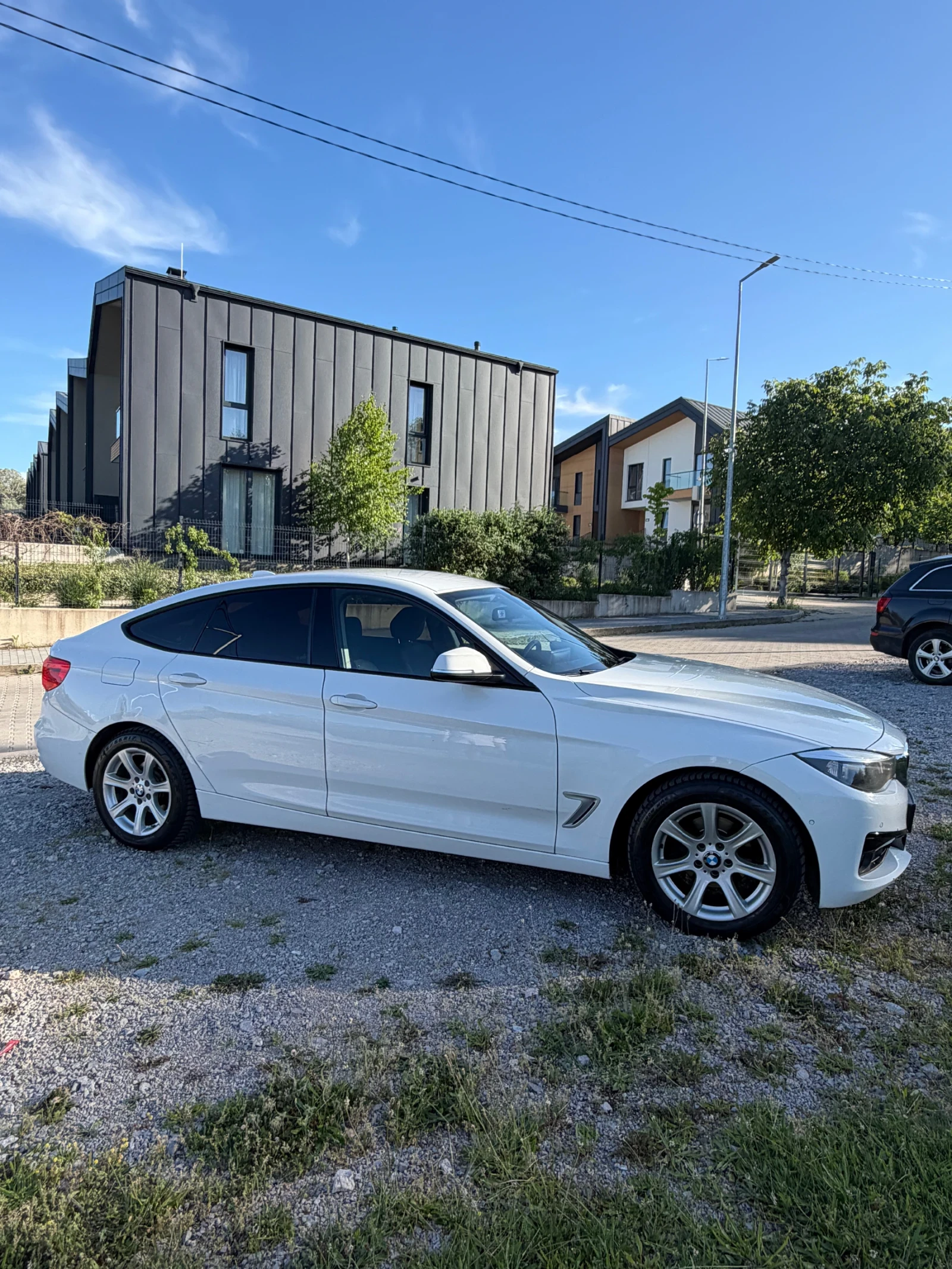 BMW 3gt 320i 4x4 ръчка , снимка 13 - Автомобили и джипове - 54724370