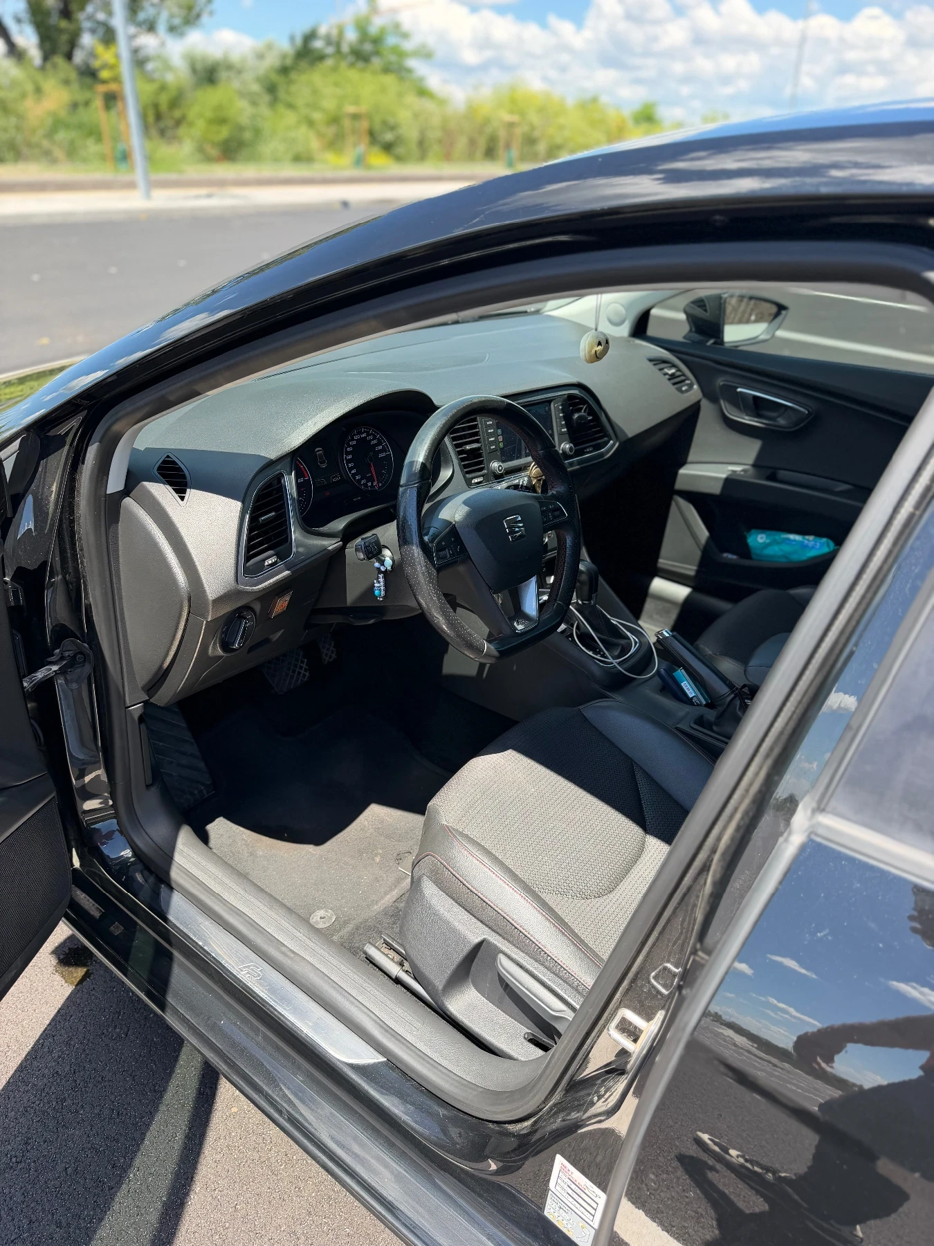 Seat Leon FR 2.0TDI DSG 184к.с., снимка 9 - Автомобили и джипове - 54905978
