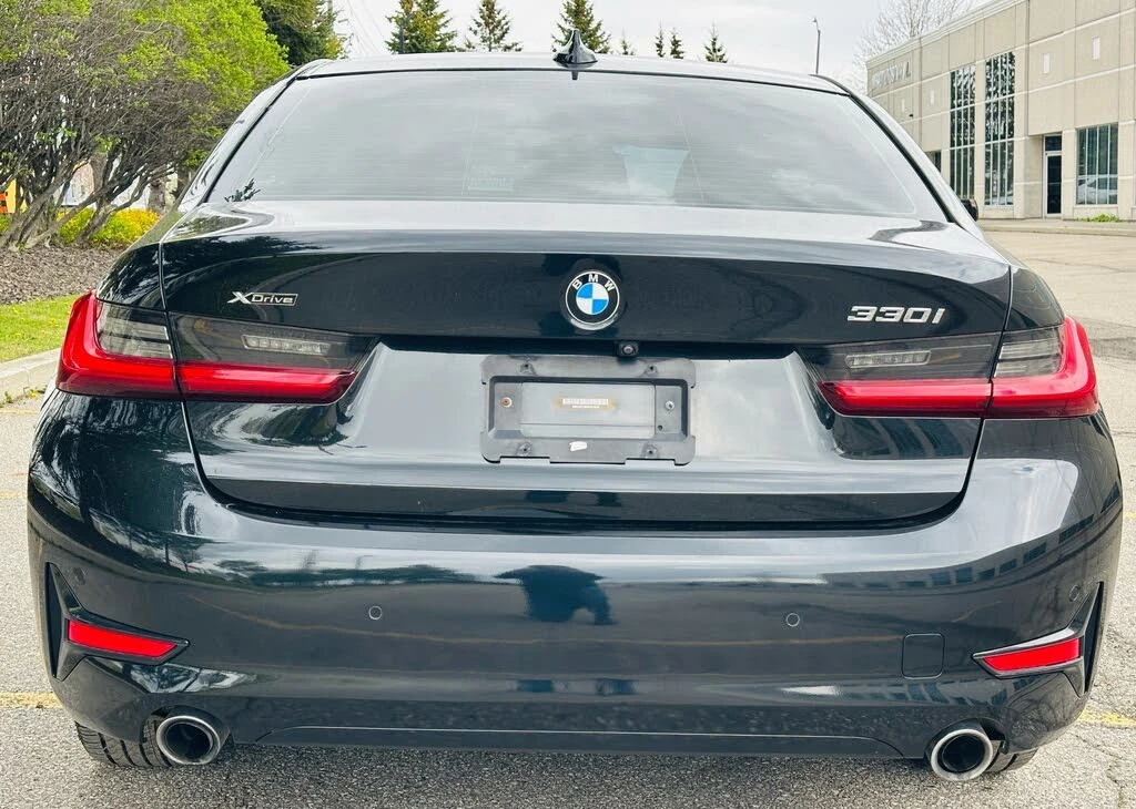 BMW 330 xDrive* DISTRONIC* LANE* ПОДГРЕВ + ВОЛАН, снимка 3 - Автомобили и джипове - 55422111