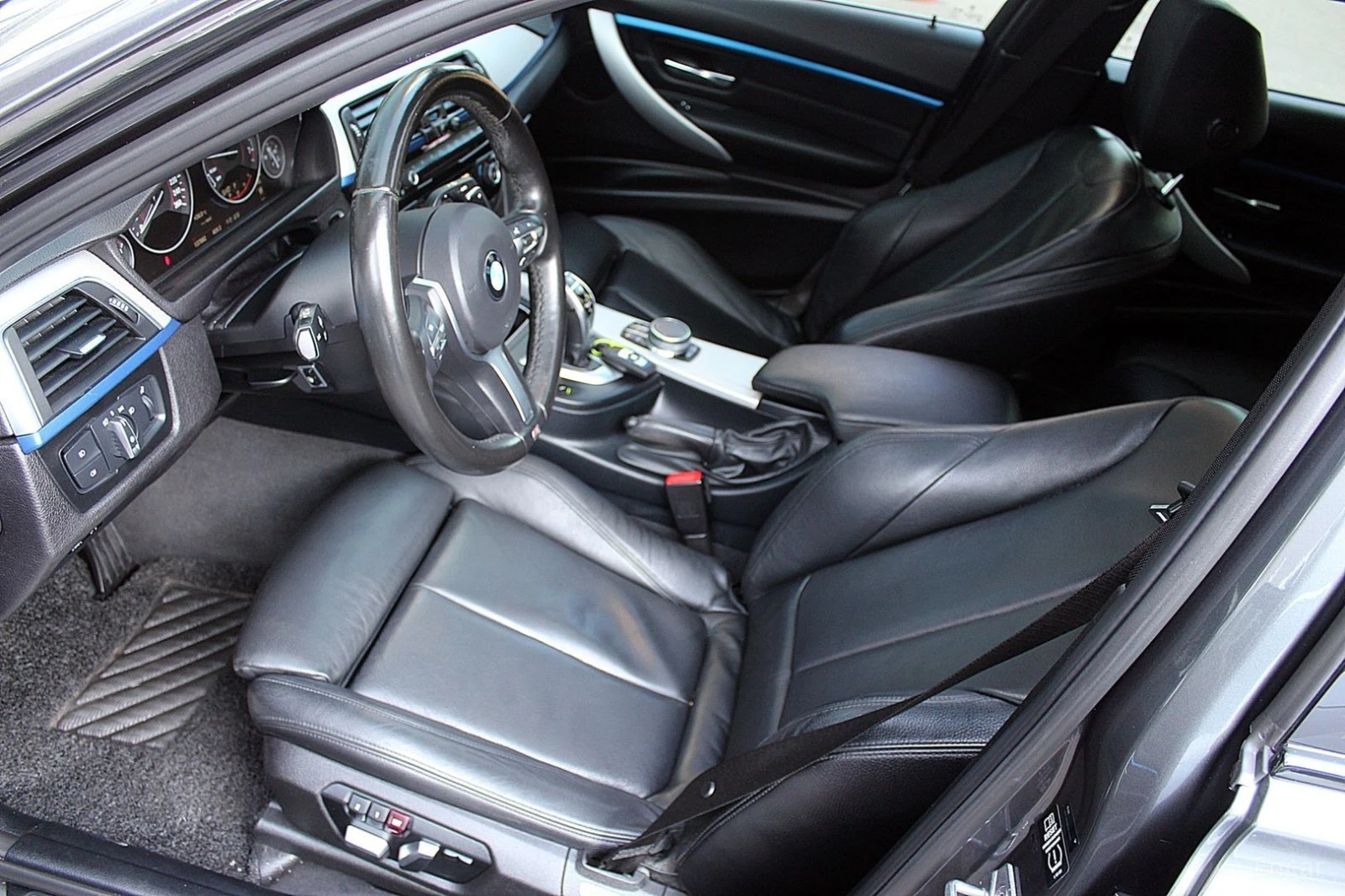 BMW 330 M SPORT* HUD* КОЖА* НАВИ* ПАНО, снимка 15 - Автомобили и джипове - 55547197