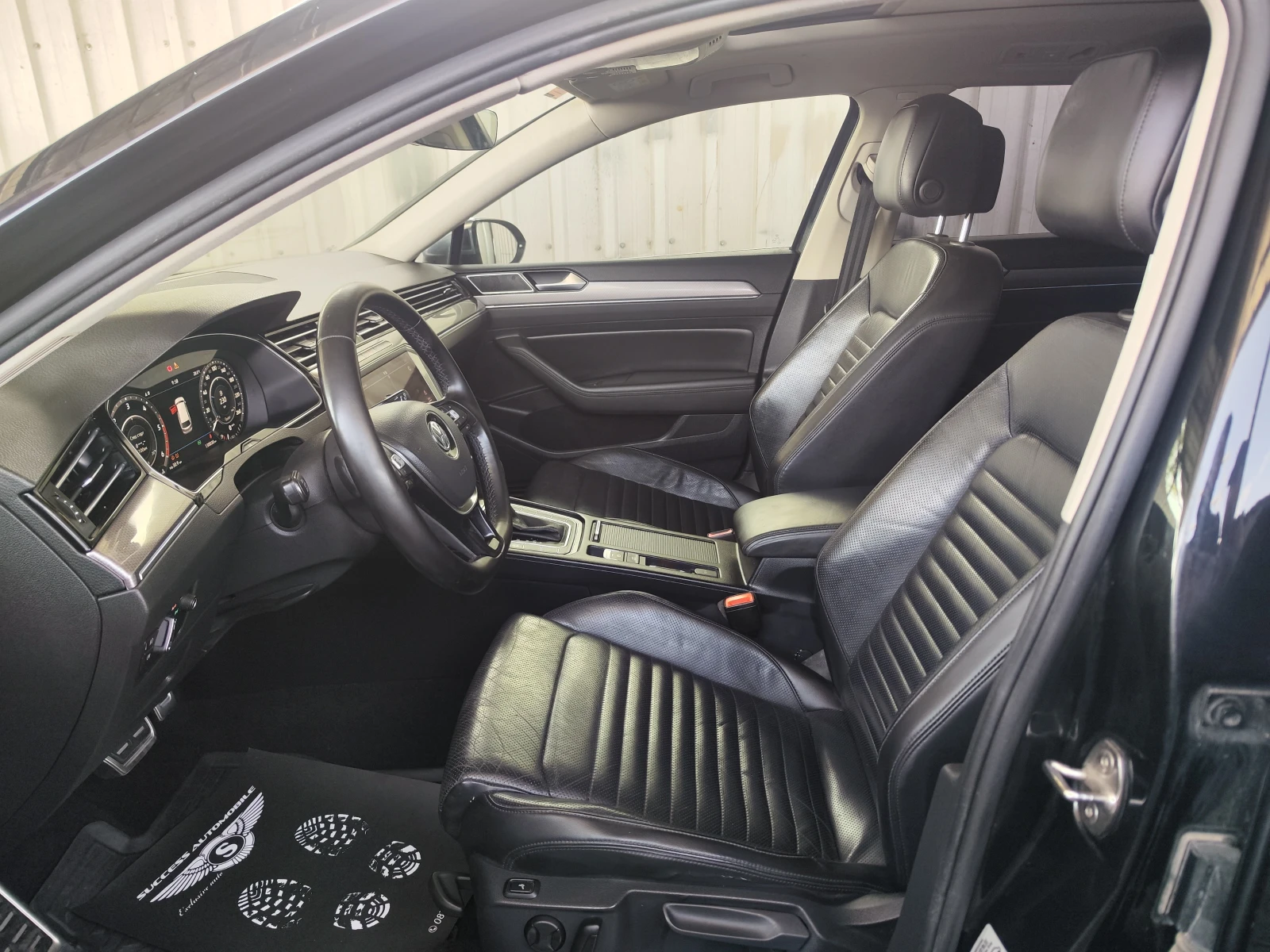 VW Alltrack PANORAMA* HEADUP* PODGREV* OBDUH* 360CAM* LEDD* FU, снимка 5 - Автомобили и джипове - 55726972