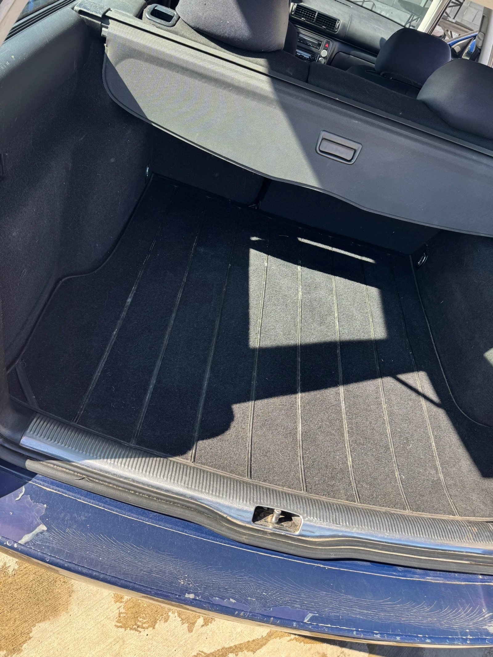 VW Passat 1.9, снимка 10 - Автомобили и джипове - 56005326