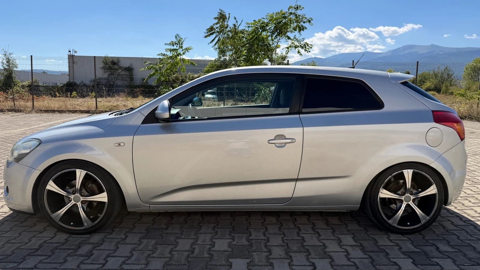 Kia Ceed 2.0 CVVT 143 hp (G4GC), снимка 7 - Автомобили и джипове - 56075491