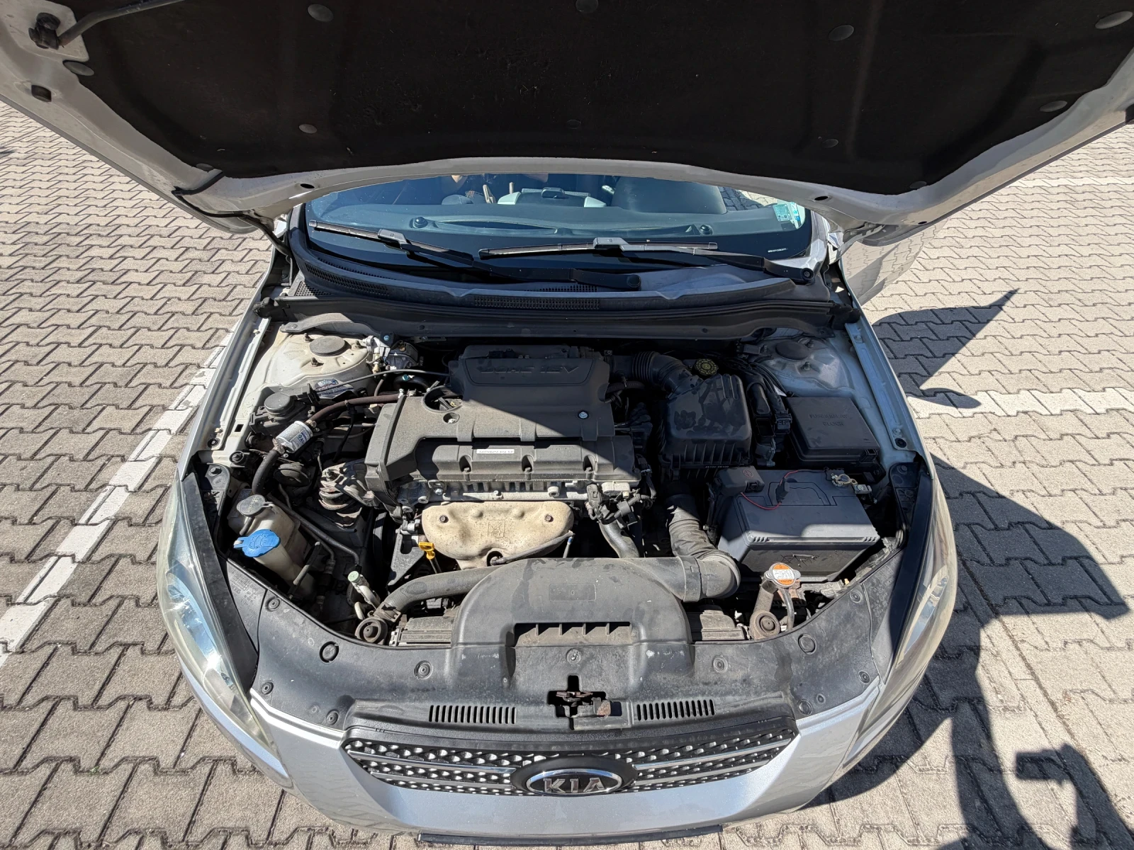 Kia Ceed 2.0 CVVT 143 hp (G4GC), снимка 15 - Автомобили и джипове - 56075491
