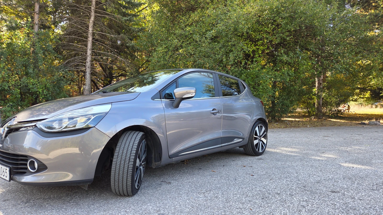 Renault Clio, снимка 2 - Автомобили и джипове - 56576396
