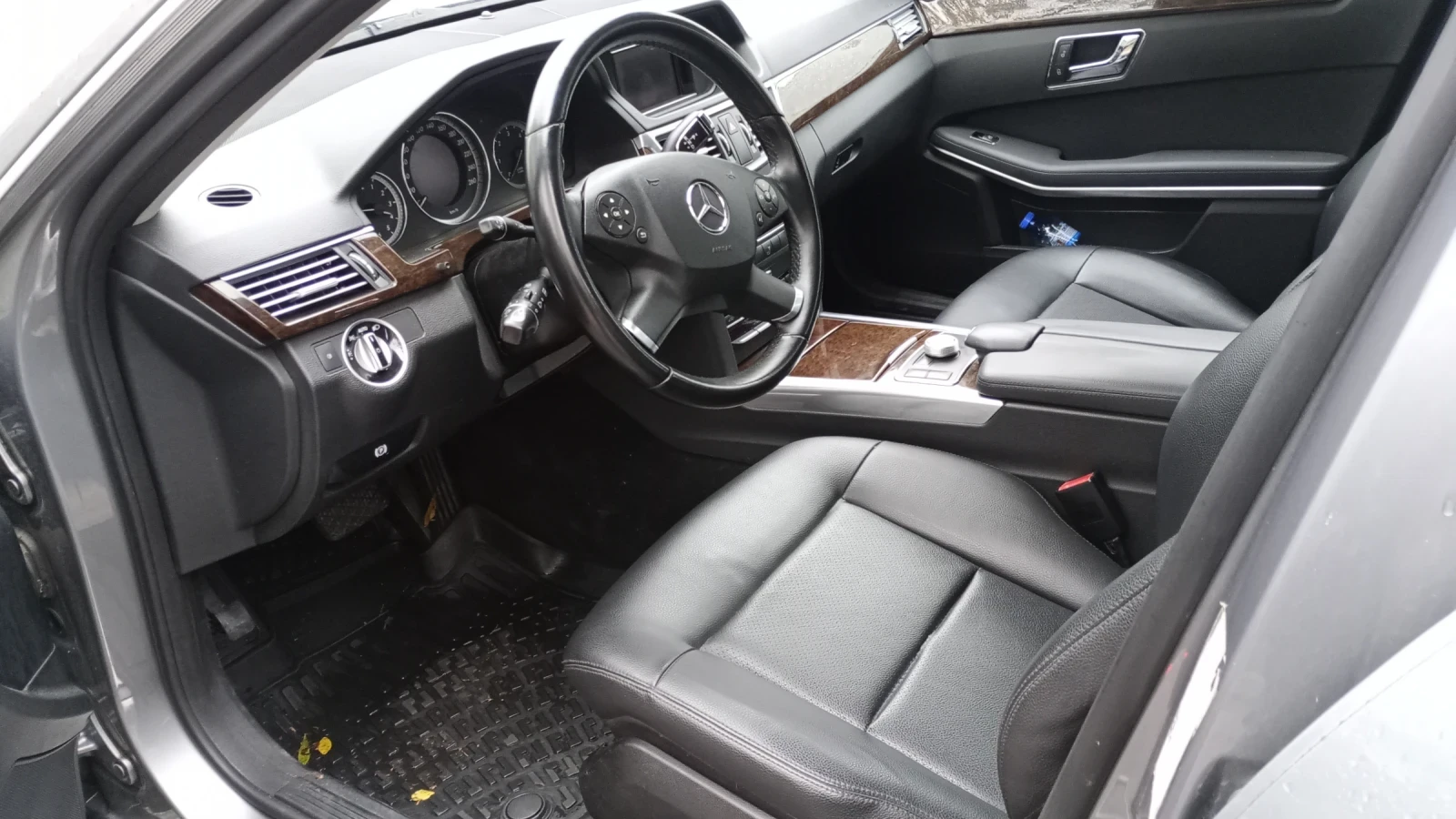 Mercedes-Benz E 350, снимка 11 - Автомобили и джипове - 56662877