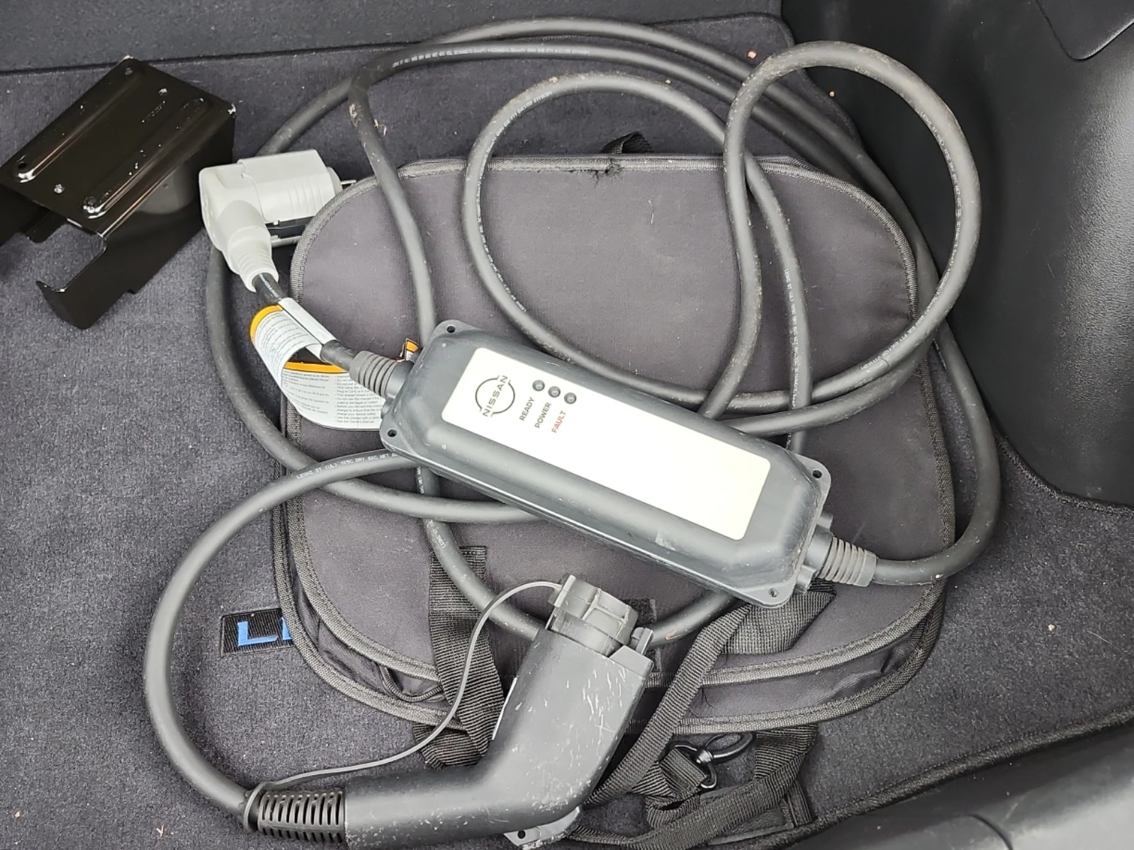 Nissan Leaf  SV, снимка 15 - Автомобили и джипове - 56716105