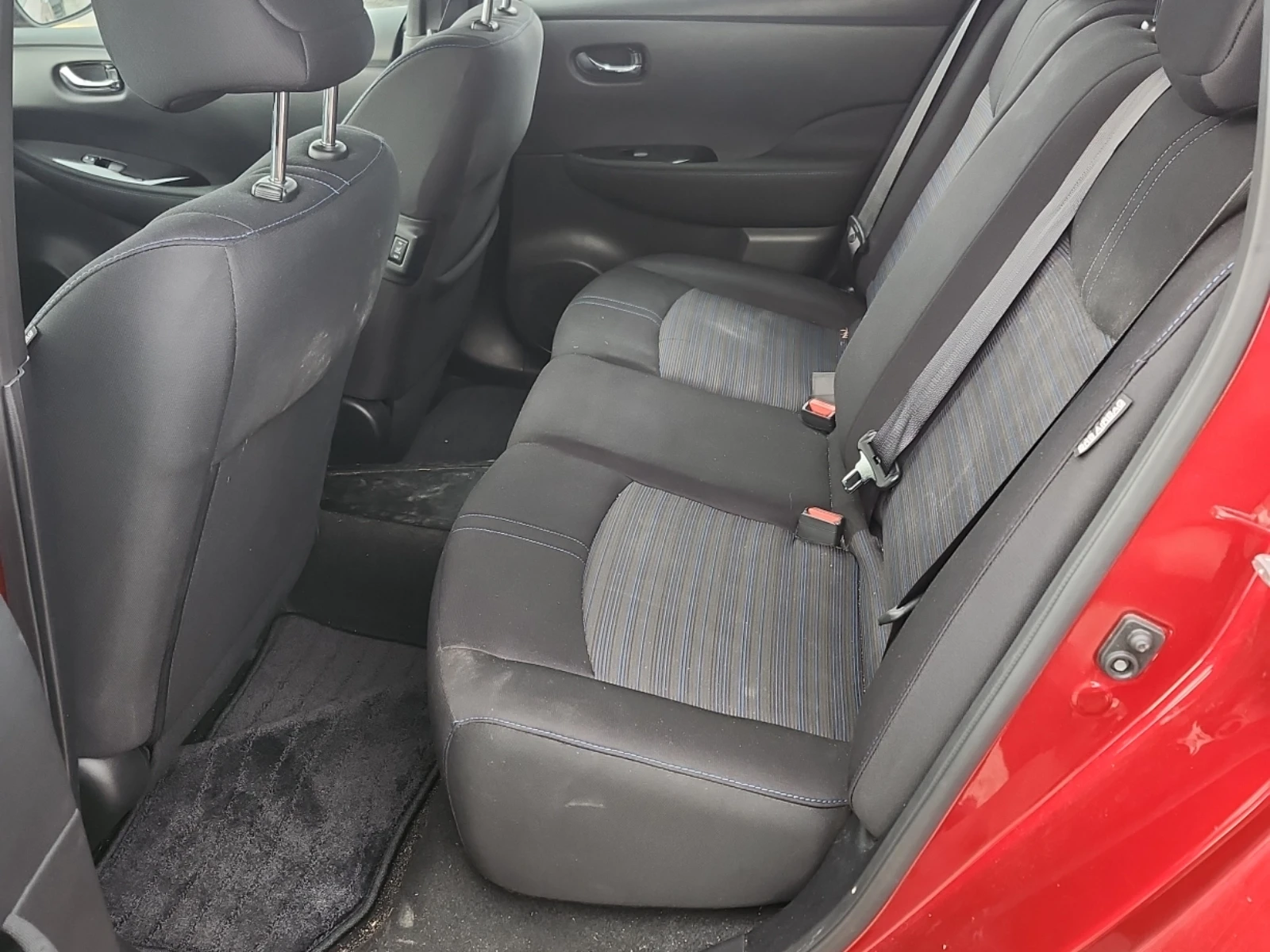 Nissan Leaf  SV, снимка 13 - Автомобили и джипове - 56716105