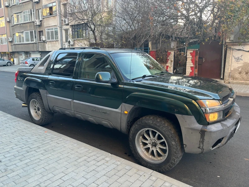 Chevrolet Avalanche Z71. GMC, снимка 1 - Автомобили и джипове - 48132343