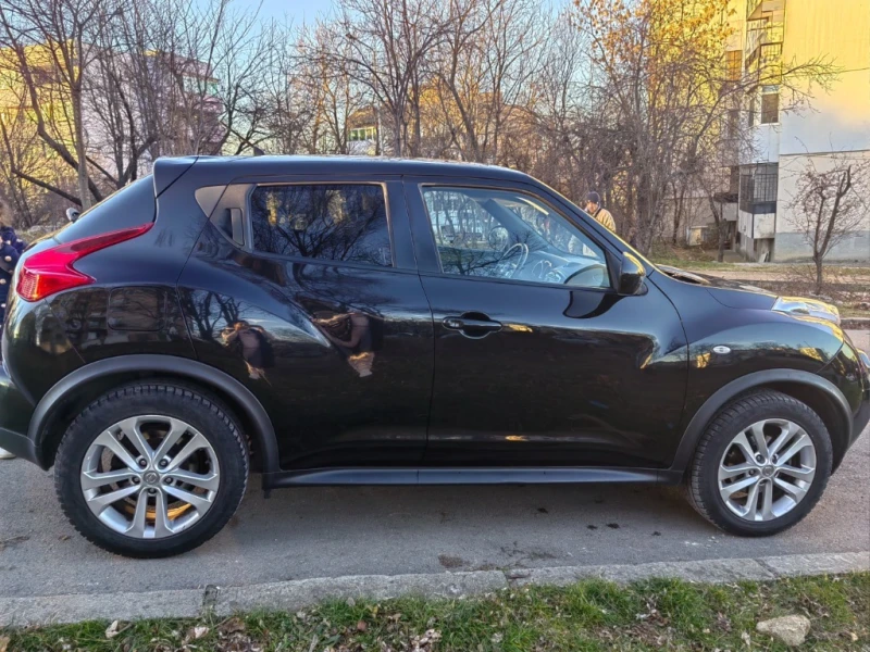 Nissan Juke, снимка 8 - Автомобили и джипове - 49176236