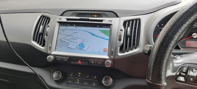 Kia Sportage 2.0 CRDI D4HA, Автоматик 4х4, снимка 2 - Автомобили и джипове - 50535722