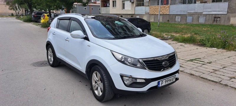 Kia Sportage 2.0 CRDI D4HA, Автоматик 4х4, снимка 3 - Автомобили и джипове - 50535722