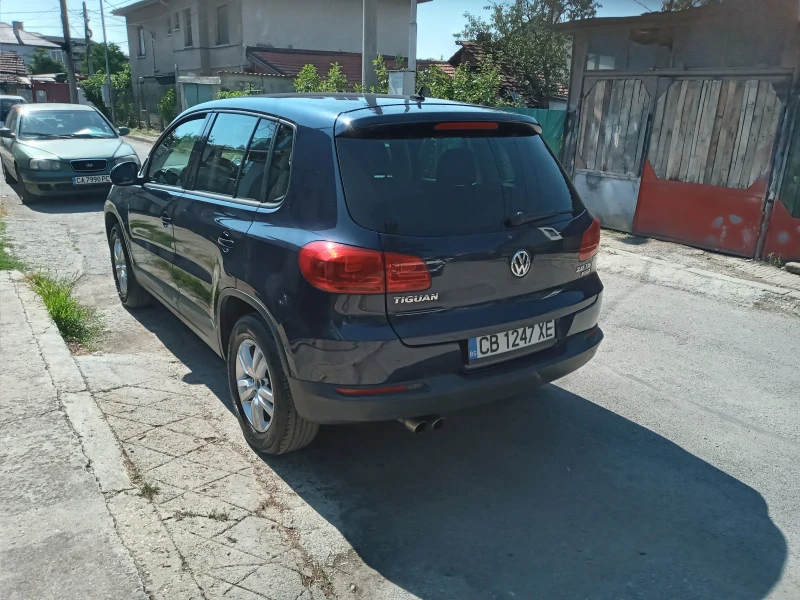 VW Tiguan 2.0 TSI 4x4, снимка 7 - Автомобили и джипове - 52592603