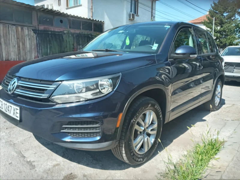VW Tiguan 2.0 TSI 4x4, снимка 2 - Автомобили и джипове - 52592603