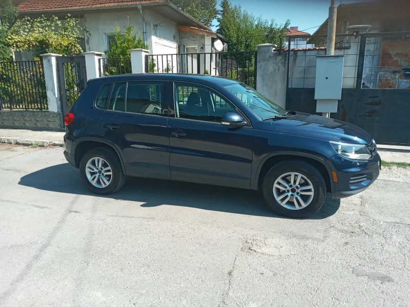 VW Tiguan 2.0 TSI 4x4, снимка 3 - Автомобили и джипове - 52592603