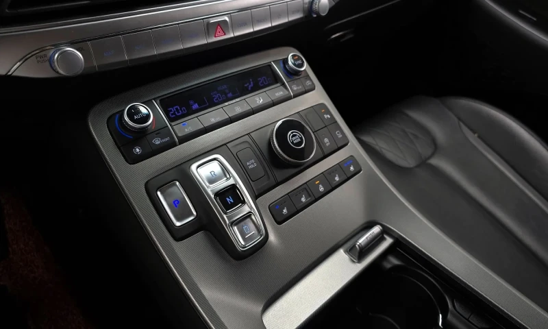 Hyundai Palisade Diesel 2.2 2Wd, снимка 9 - Автомобили и джипове - 51830669