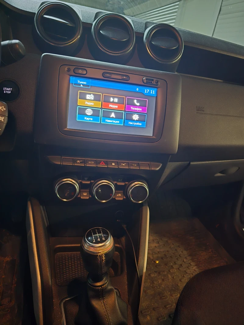 Dacia Duster 1.0 ECO-G, снимка 5 - Автомобили и джипове - 53193621