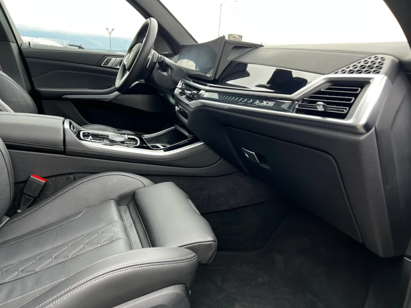 BMW X5 50e* M Sport Pro* , снимка 16 - Автомобили и джипове - 53284797