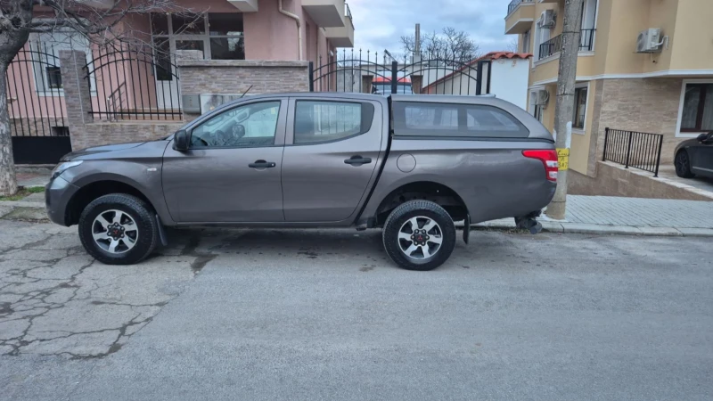 Mitsubishi L200, снимка 4 - Автомобили и джипове - 53598495