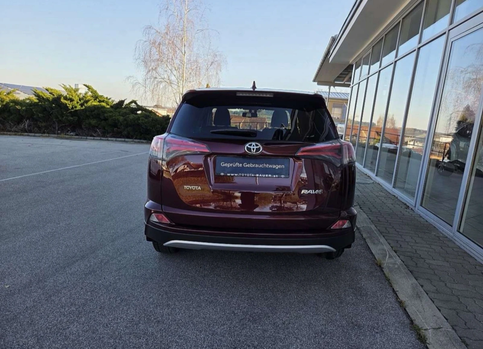 Toyota Rav4 - 2WD/SUV     | Mobile.bg   3