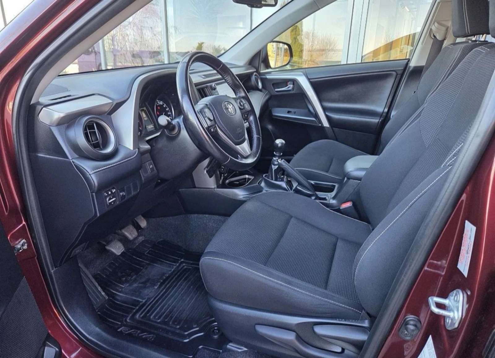 Toyota Rav4 - 2WD/SUV     | Mobile.bg   5