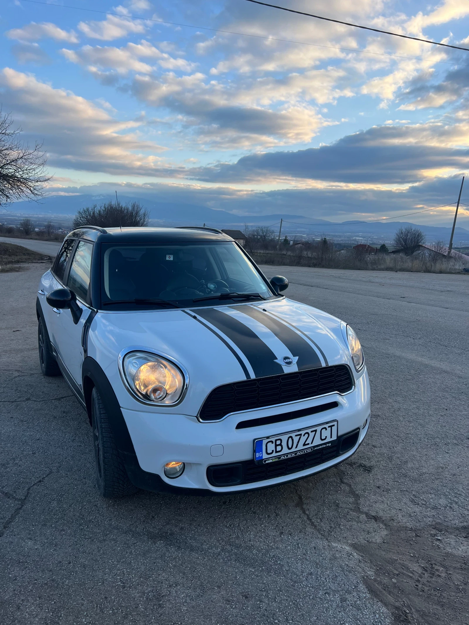 Mini Countryman 1, 6 S all4, снимка 2 - Автомобили и джипове - 53868463