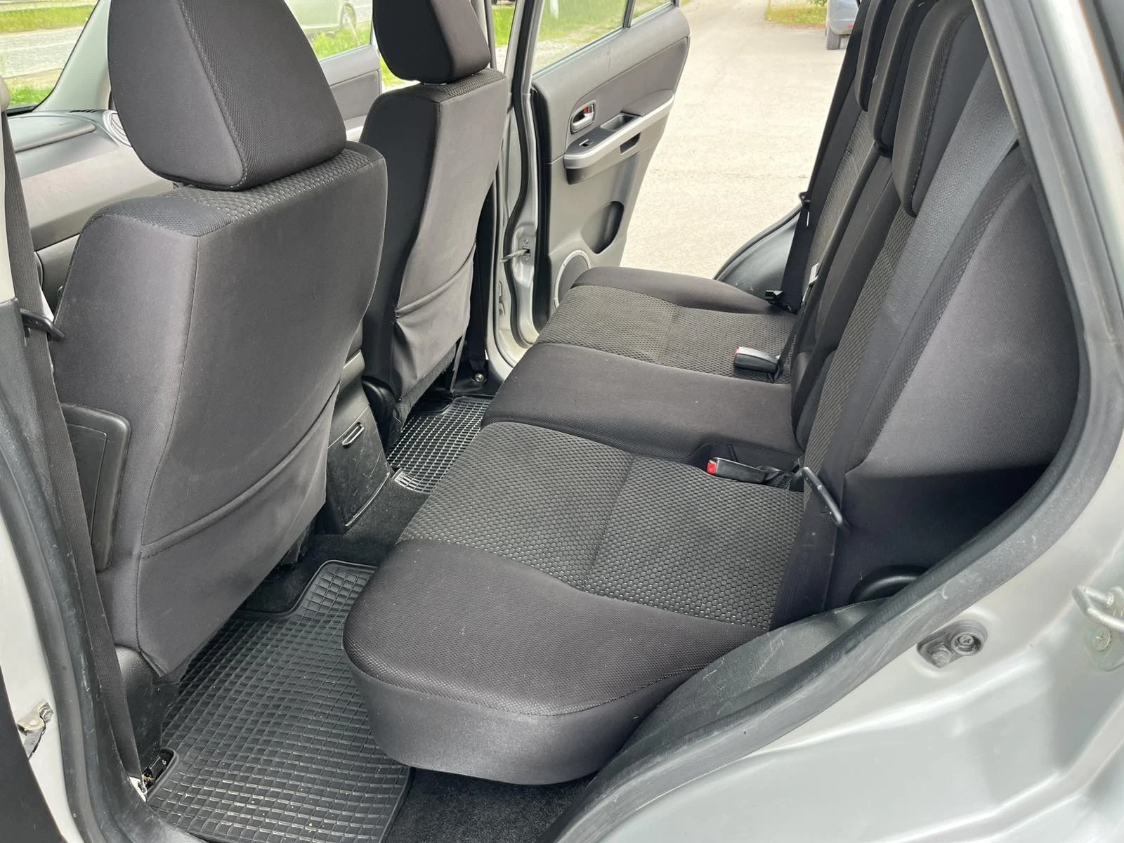 Suzuki Grand vitara FACE 1.9DCI 129кс 4х4 БЪРЗИ, БАВНИ БЛОКАЖ, снимка 9 - Автомобили и джипове - 54672268