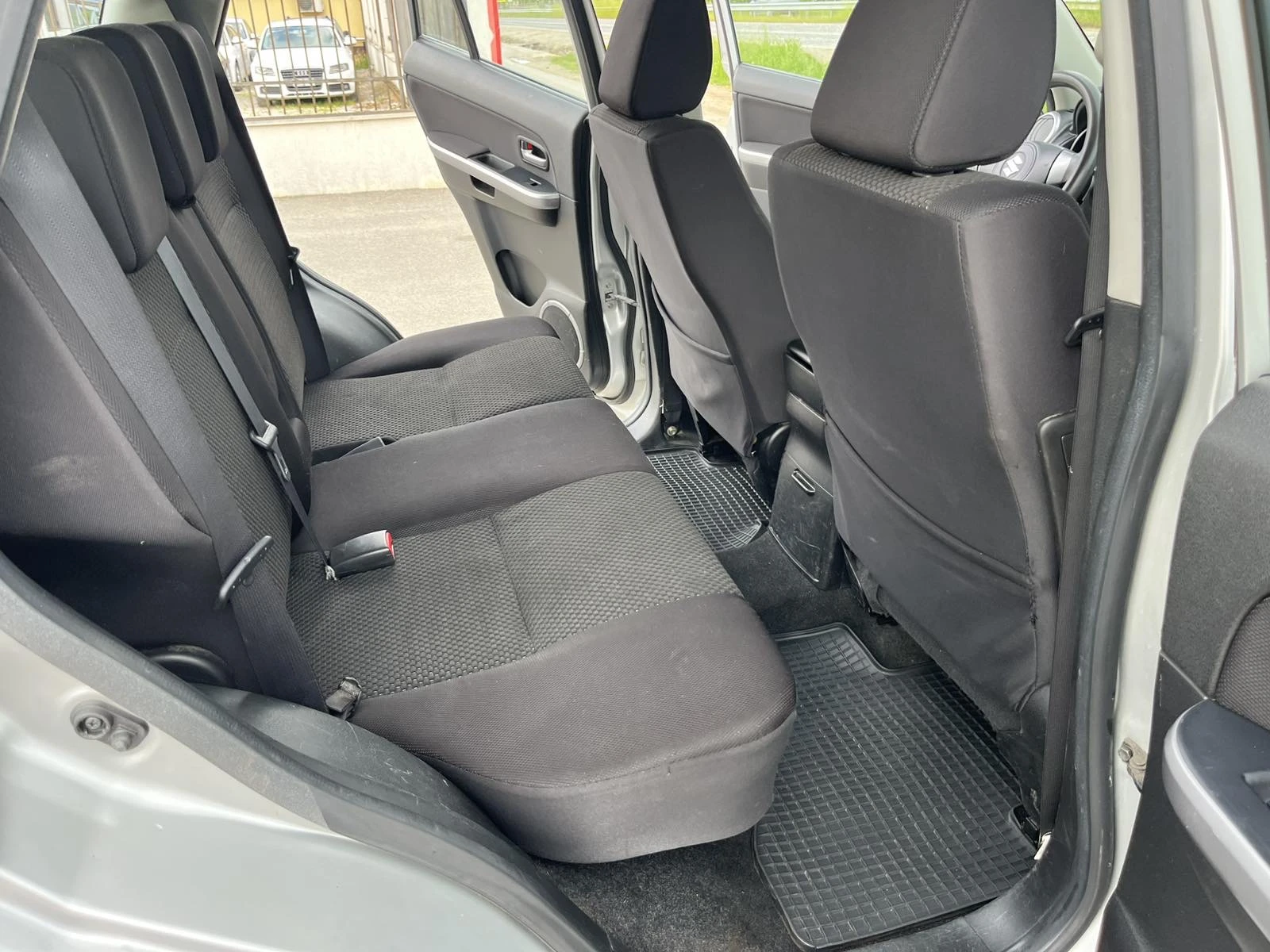 Suzuki Grand vitara FACE 1.9DCI 129кс 4х4 БЪРЗИ, БАВНИ БЛОКАЖ, снимка 10 - Автомобили и джипове - 54672268