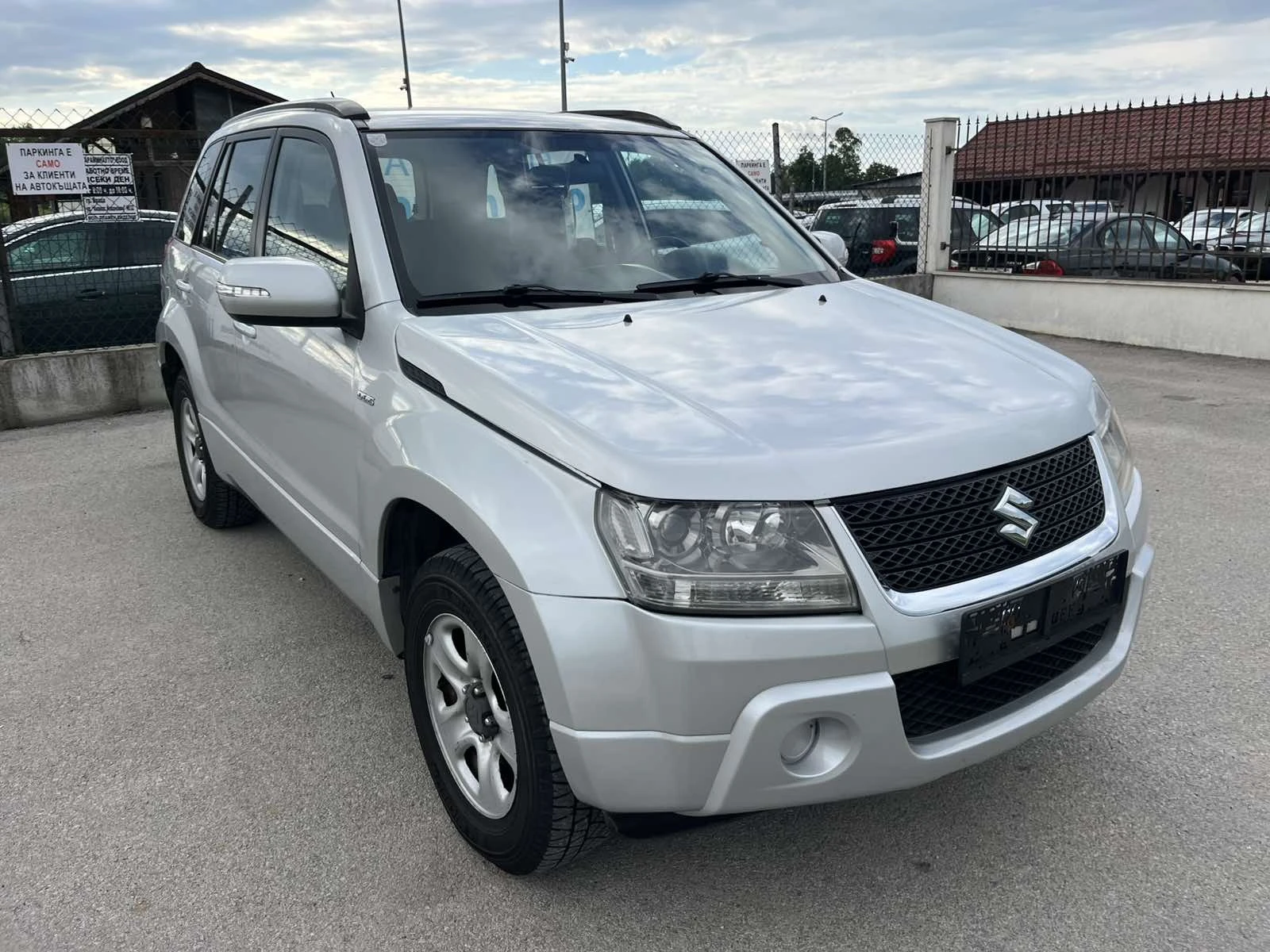 Suzuki Grand vitara FACE 1.9DCI 129кс 4х4 БЪРЗИ, БАВНИ БЛОКАЖ, снимка 3 - Автомобили и джипове - 54672268