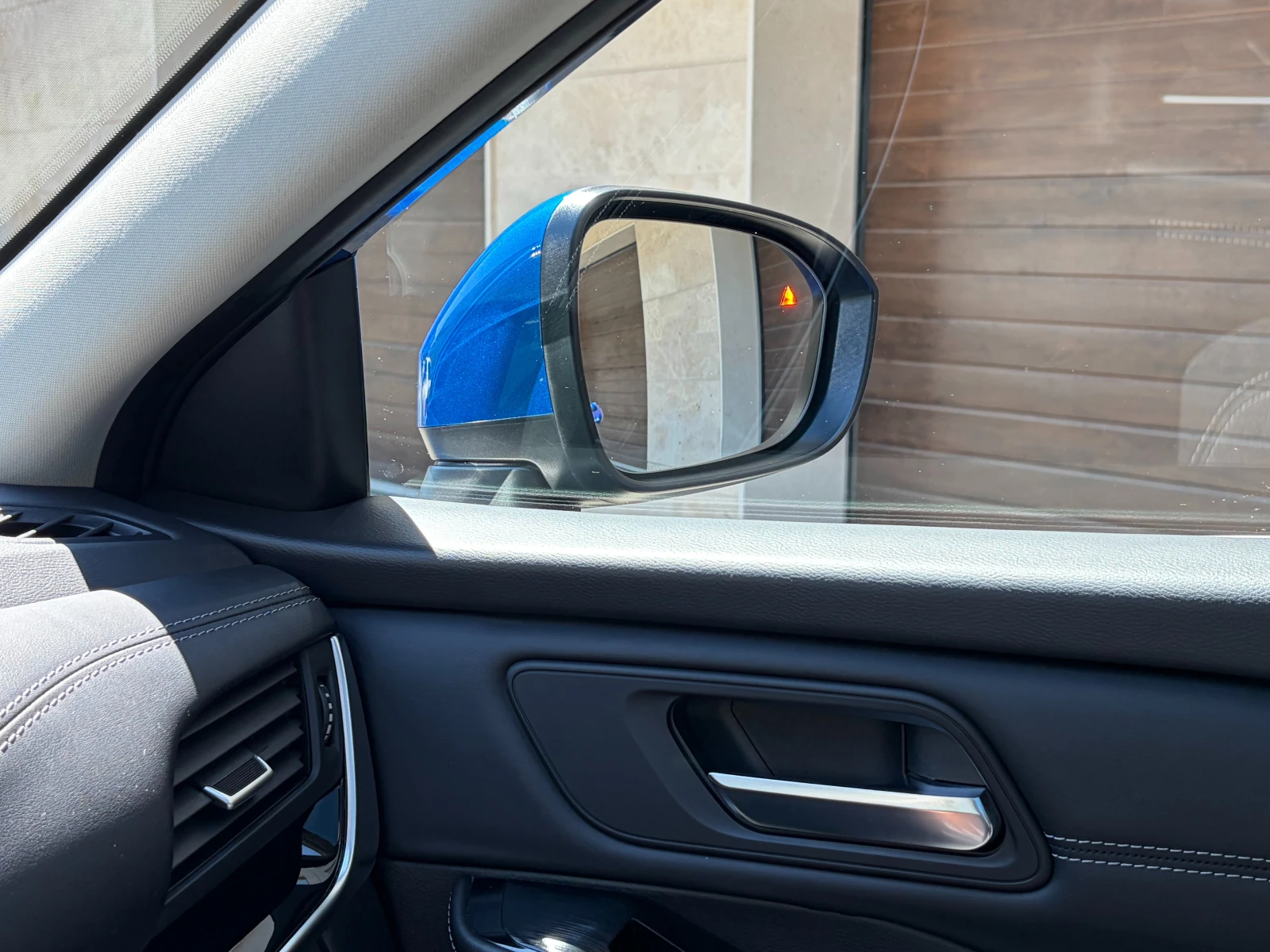 Nissan Qashqai 1.3 DIG-T Mild Hybrid Tekna- в Гаранция, снимка 16 - Автомобили и джипове - 55479788