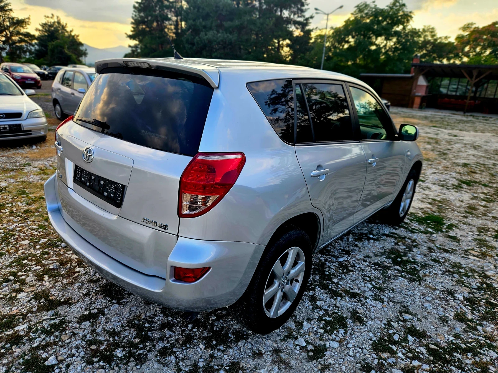 Toyota Rav4 2.2/D4D/136/ИТАЛИЯ, снимка 7 - Автомобили и джипове - 55618141